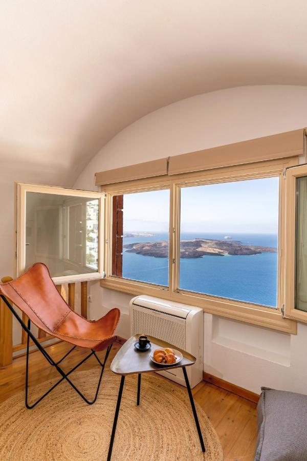 Vacay Suites Фиростефани Екстериор снимка