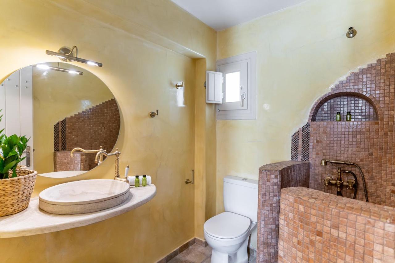 Vacay Suites Фиростефани Екстериор снимка