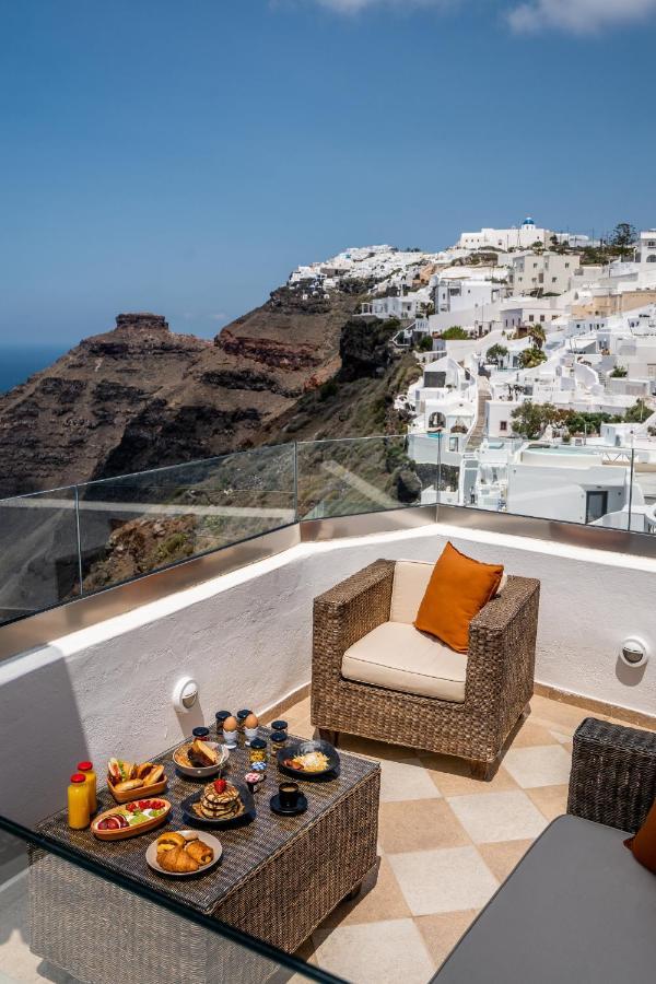 Vacay Suites Фиростефани Екстериор снимка